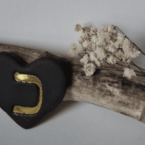 Bijoux - modèle - cœur - argile - lettre hébraïque - Kaf