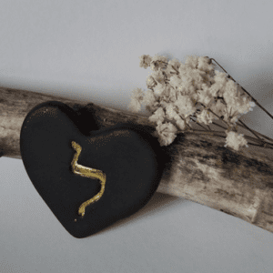 Bijoux - modèle - cœur - argile - lettre hébraïque - Lamed