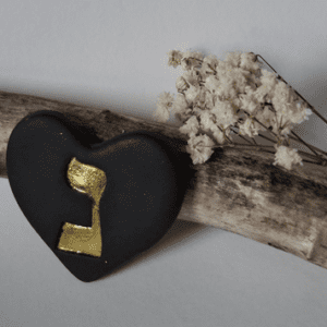 Bijoux - modèle - cœur - argile - lettre hébraïque - Noun