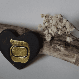 Bijoux - modèle - cœur - argile - lettre hébraïque - Sameck