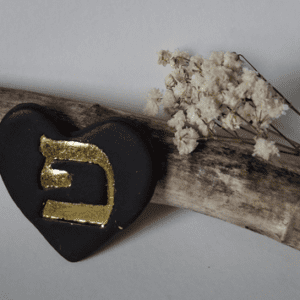 Bijoux - modèle - cœur - argile - lettre hébraïque - Pe