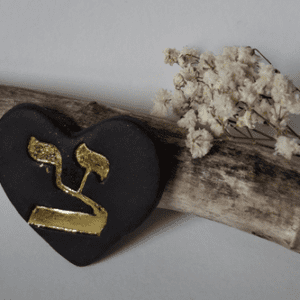 Bijoux - modèle - cœur - argile - lettre hébraïque - Tsadde